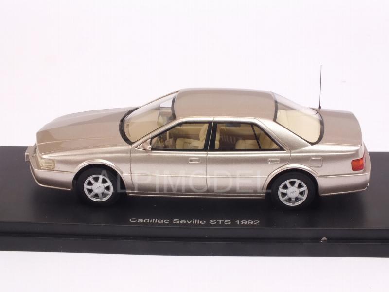 Cadillac Seville STS 1992 (Metallic Beige) - best-of-show