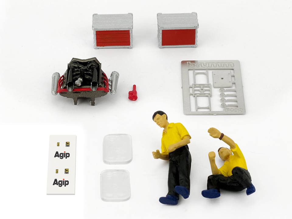 Mechanical Engineers Set/Set Motoristi (Mechanics figurines/Turbo Engine/Engine Stand/Tool Box) by brumm