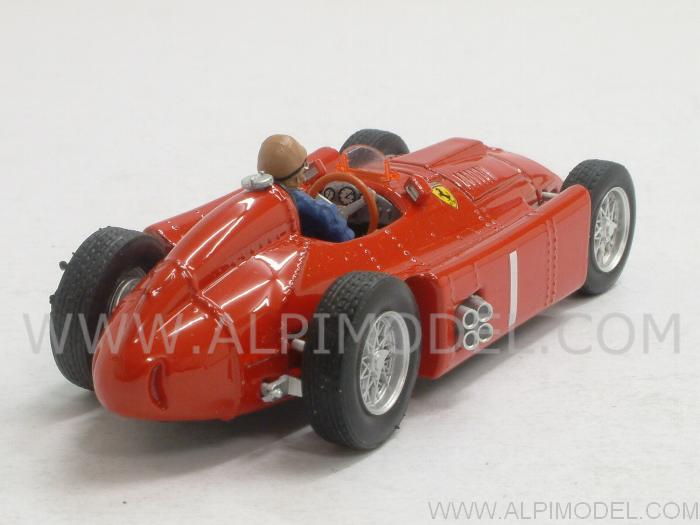Ferrari D50 Winner British GP 1956 World Champion Juan Manuel Fangio (with driver/con pilota) - brumm