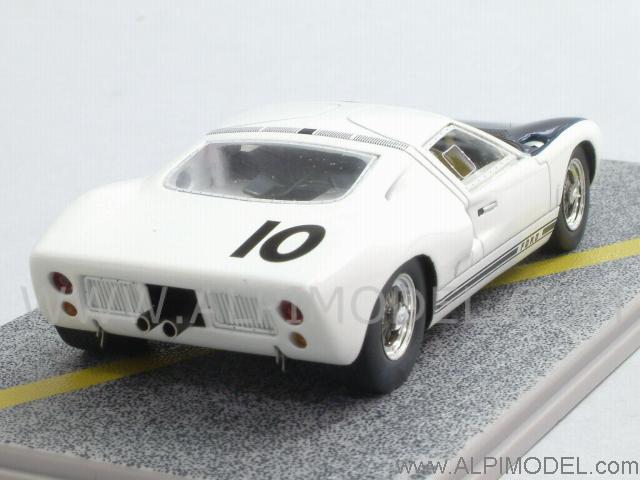 Ford GT40 #10 Le Mans Test April 1964 - bizarre