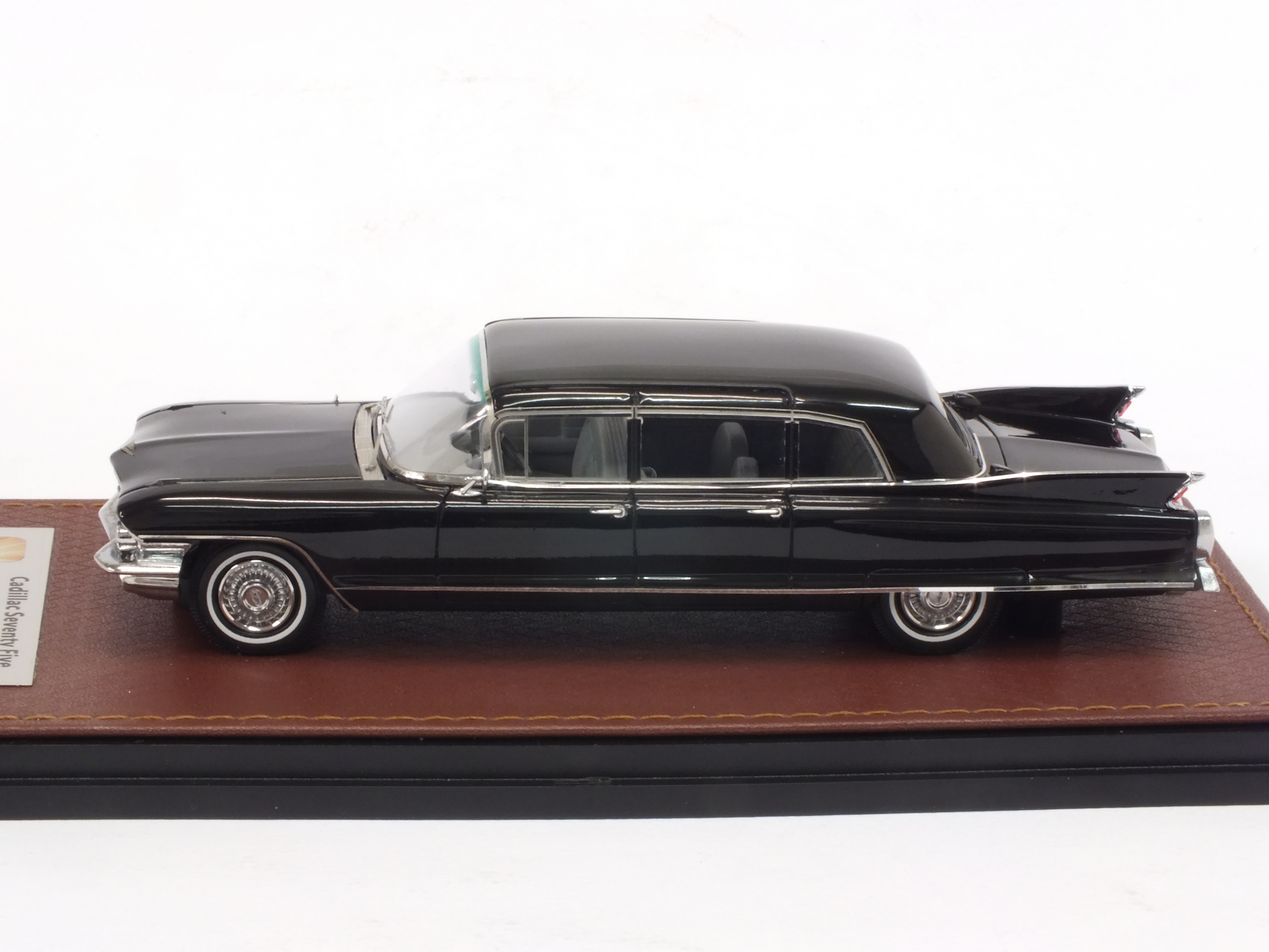 Cadillac Seventyfive Fleetwood 1962 (Black) - glm-models