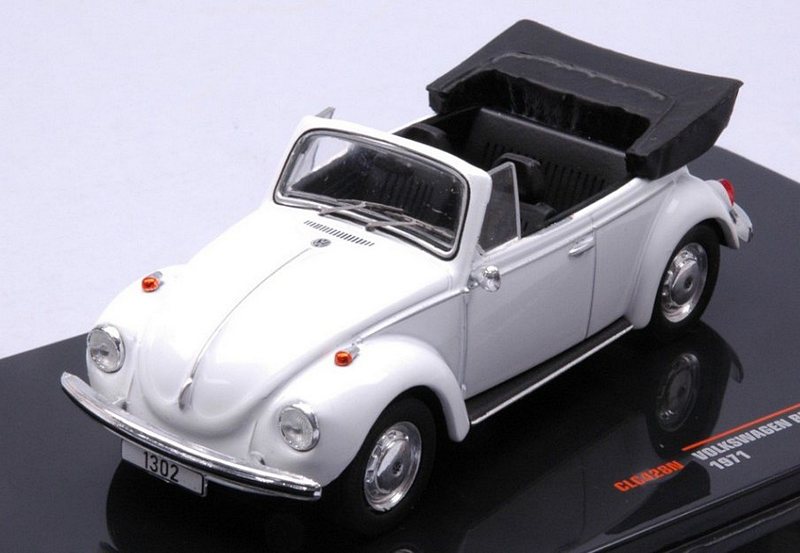 Volkswagen Beetle 1302 LS 1971 Cabrio (White) by ixo-models