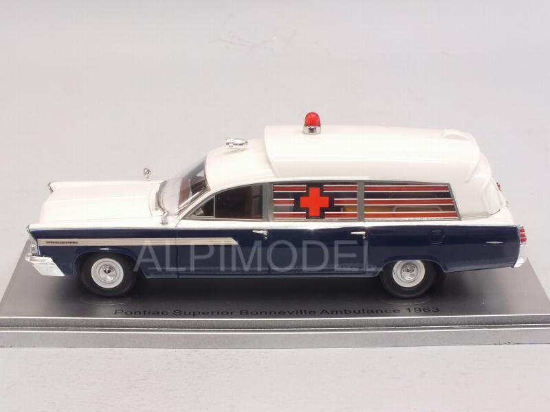 Pontiac Superior Bonneville Ambulance 1963 - kess