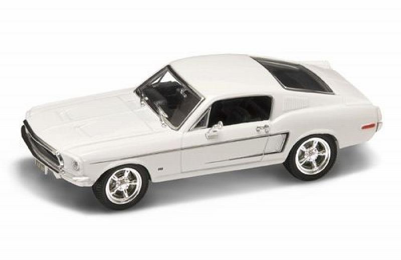 Ford Mustang Gt 1968 White by lucky-die-cast