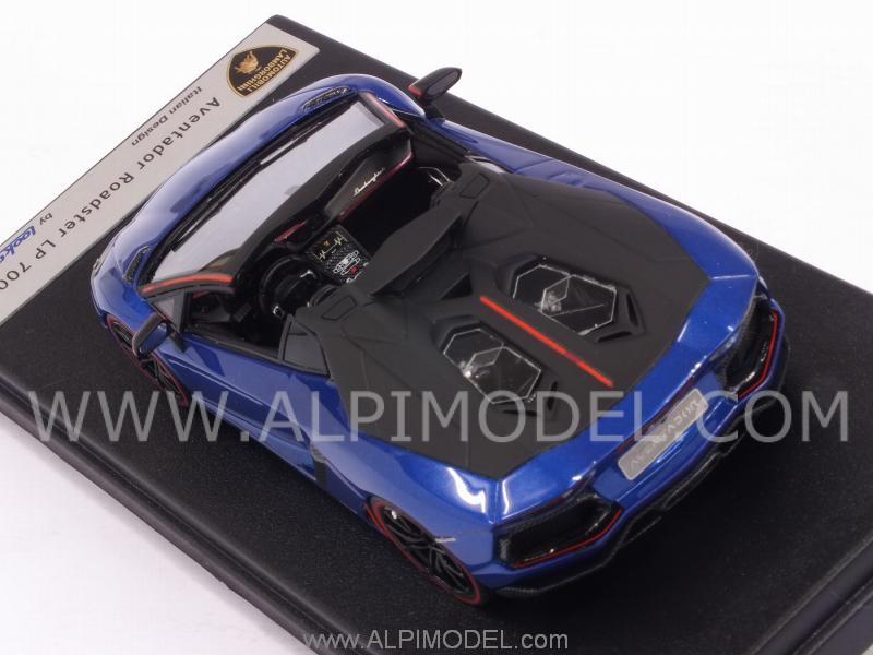 Lamborghini Aventador Roadster LP700-4 Pirelli Edition (Elektra Blue) - looksmart