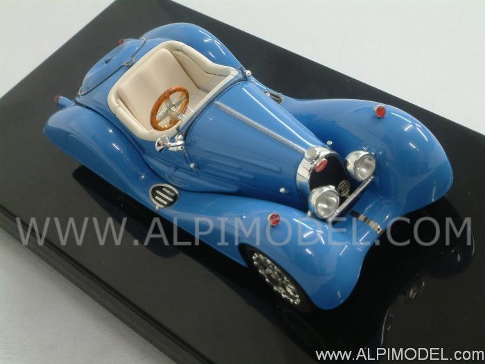 Bugatti 35 B 1935 (Light Blue) - luxcar