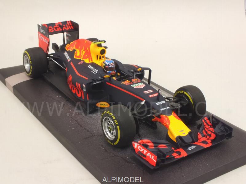 Red Bull RB12 #33 GP Spain 2016 1st GP Win Max Verstappen (HQ resin) - minichamps