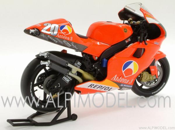 Yamaha MotoGP 2002 Team Antena 3 P.Riba - minichamps