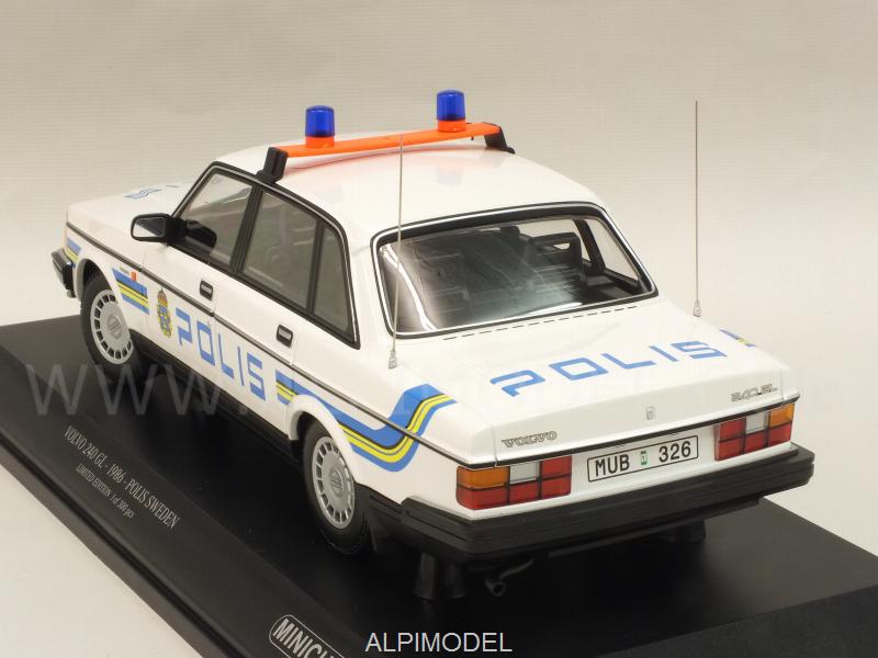 Volvo 240 GL 1986  Sweden Police - minichamps