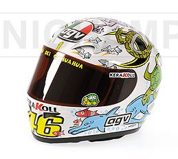 Helmet AGV MotoGP Valencia 2005 World Champion Valentino Rossi (1/2 scale - 13cm) by minichamps