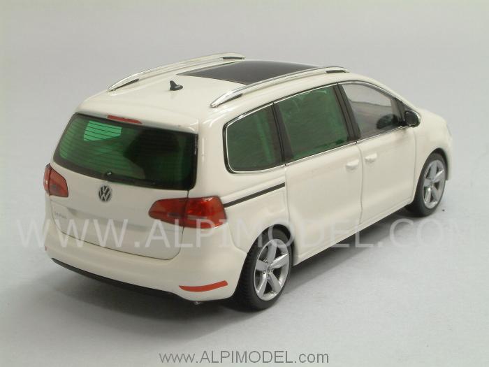 Volkswagen Sharan 2010 (White) - minichamps