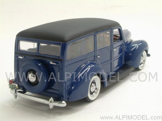 Ford Deluxe Woody Station Wagon 1940 (Blue) - minichamps