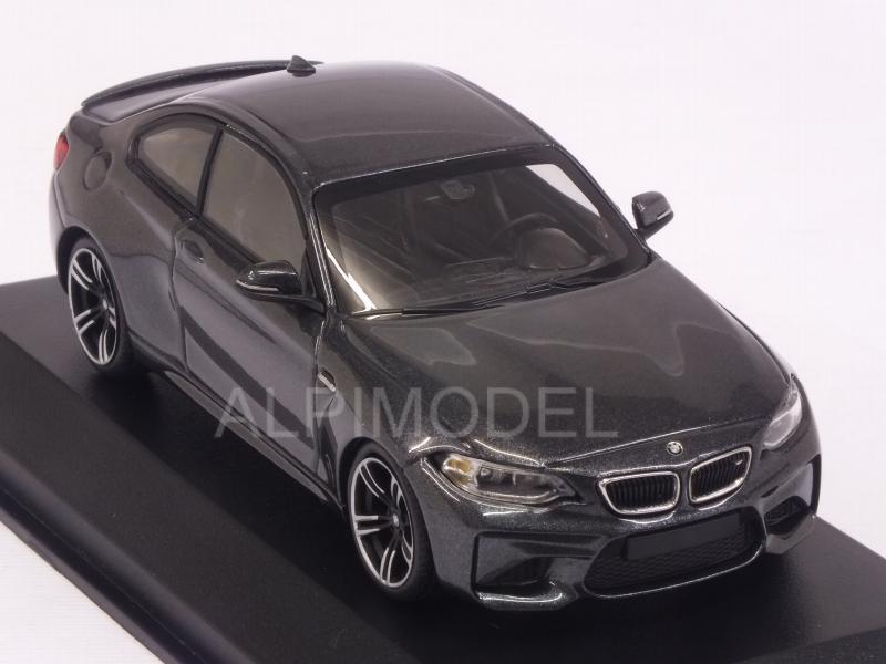 BMW M2 Coupe 2016 (Mineral Grey Metallic) - minichamps