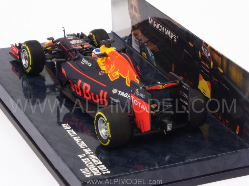 Red Bull RB12 #3 2016 Daniel Ricciardo (HQ Resin) - minichamps