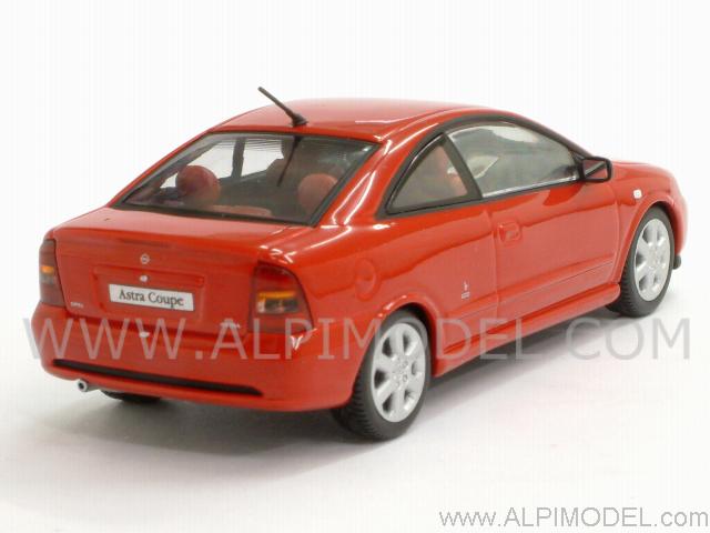 Opel Coupe 2000 (Magma Red) - minichamps