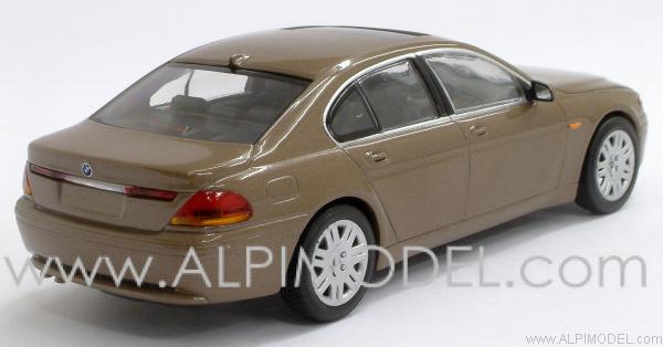 BMW Serie 7 2001 (Brown Metallic) - minichamps