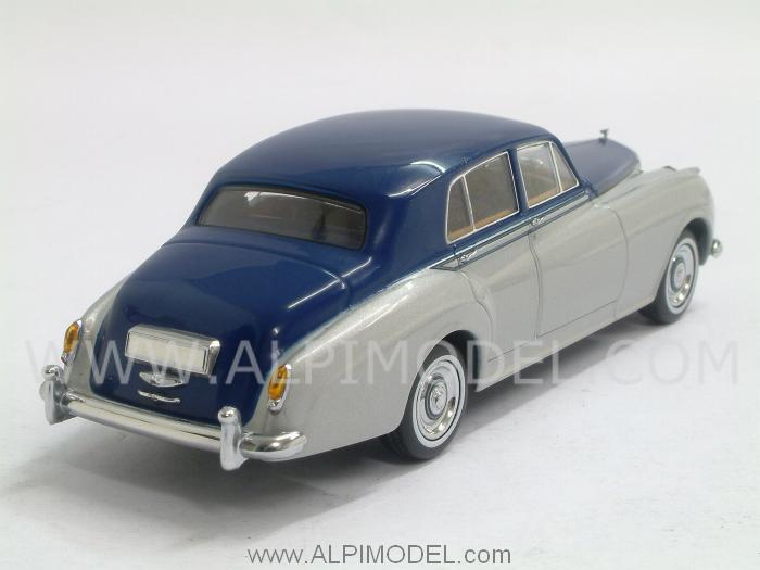 Bentley S2 Standard Saloon 1960 (Silver/Blue) - minichamps