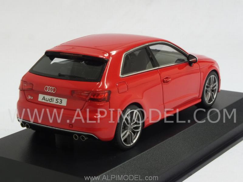 Audi S3 3-doors  2013 (Misano Red) (resin) - minichamps