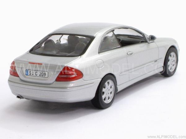 Mercedes CLK Coupe (Silver) - minichamps