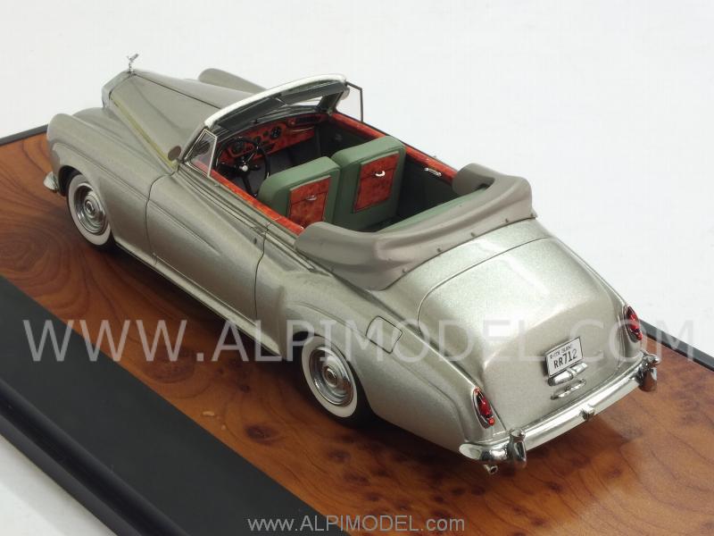 Rolls Royce H.J.Mulliner Coach/Works SCIII Drop Head Coupe 1963 (Silver) - matrix-models