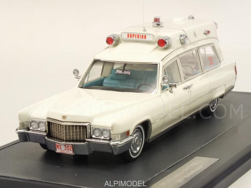 Cadillac Superior 51+ Ambulance 1970 (White) by matrix-models