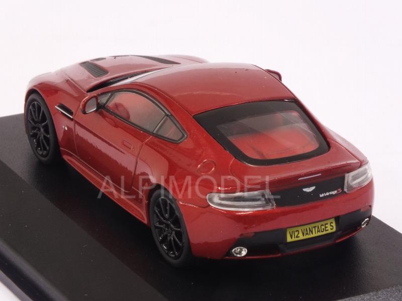 Aston Martin V12 Vantage S (Metallic Red) - oxford