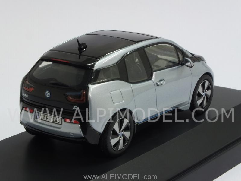 BMW i3 2014 (Ionic Silver) (BMW promo) - paragon
