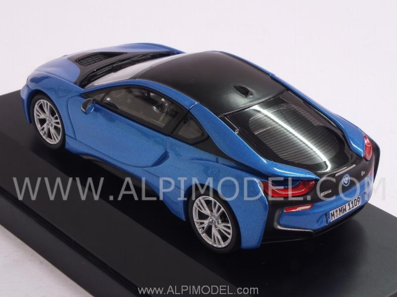 BMW I8 2014 (Protonic Blue Metallic) BMW Promo - paragon