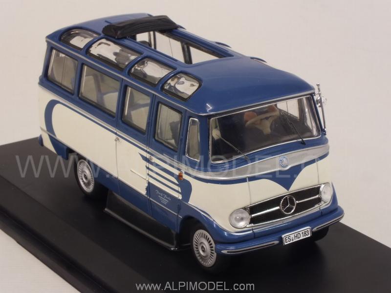 Mercedes O319 Bus (Cream/Blue)  with driver - schuco