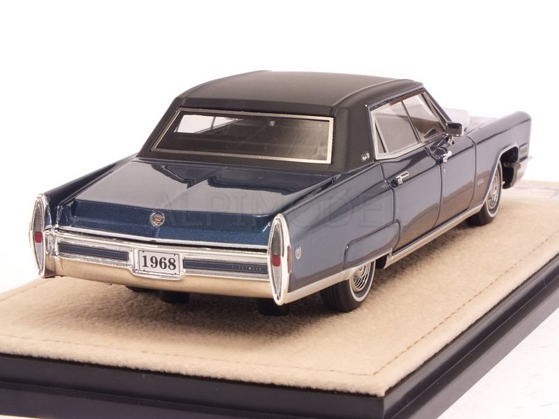 Cadillac Fleetwood Brougham 1968 (Emperor Blue Metallic) - stamp-models
