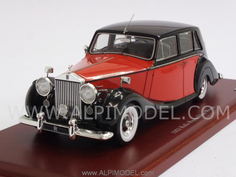 Rolls Royce Silver Wraith 1952 (Royal Red/Black) by true-scale-miniatures