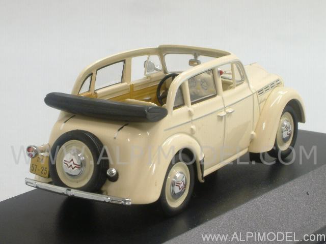 Moskwitch 400 Convertible 1949 (Ivory) by ist-models