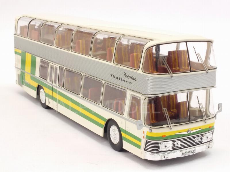 Neoplan NH22L Skyliner Bus 1983 by ixo-models