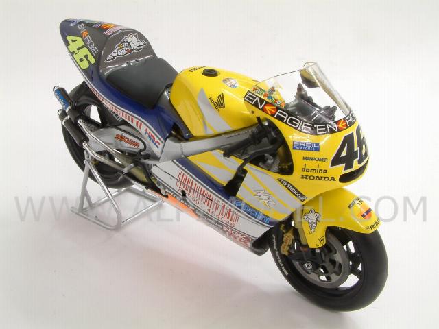 Honda NSR500 Team Nastro Azzurro GP Le Mans World Champion 2001 Valentino Rossi by minichamps