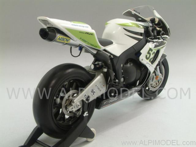 Honda CBR1000 World Champion Superbike 2007 James Toseland - Special Edition 'Silver Box' by minichamps
