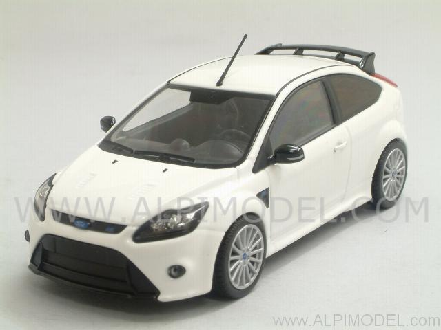 White Ford Focus Rs 2009. MINICHAMPS Ford Focus RS 2009