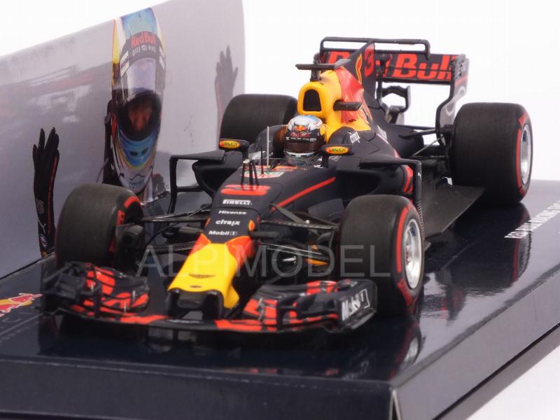 Red Bull RB13 #3 Winner GP Azerbaijan 2017 Daniel Ricciardo (HQ resin) by minichamps