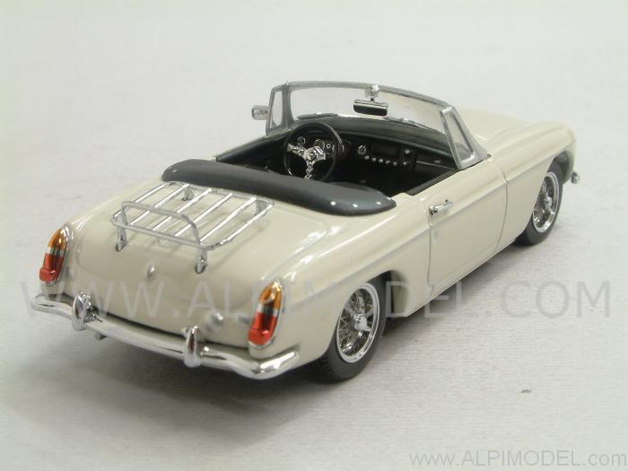 MG B Cabriolet 1968 (Snowberry White) by minichamps