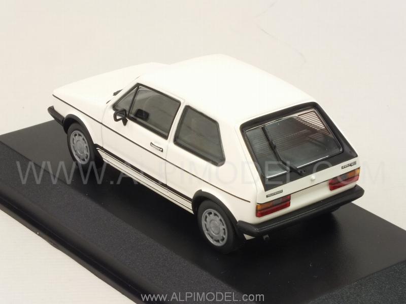 Volkswagen Golf GTI 1983 (White) 'Maxichamps' series by minichamps