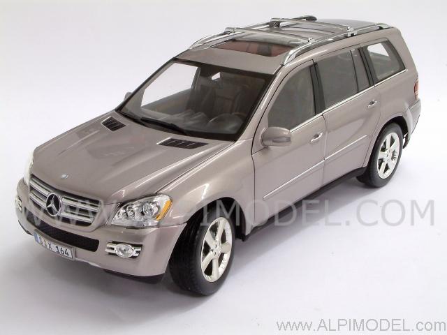 Mercedes GL-Class (Tansanite Silver) (1/18 Mercedes promotional) by minichamps