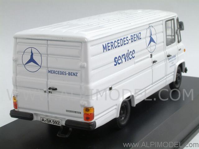 Mercedes L406D 'Mercedes Benz Service' by norev