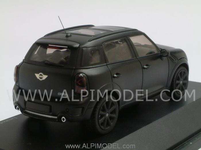 Mini Cooper S Countryman (Concept Black) by schuco