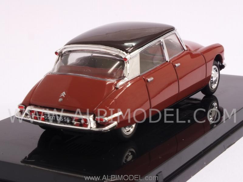 Citroen DS 19 1960 (Rouge Esterel) by vitesse