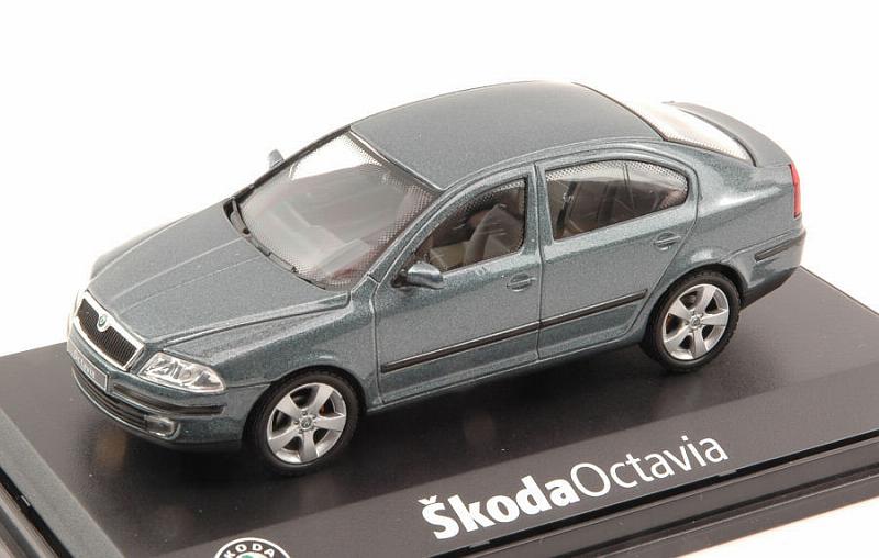 Skoda Octavia 2004 (Metallic Grey Graphite) by abrex