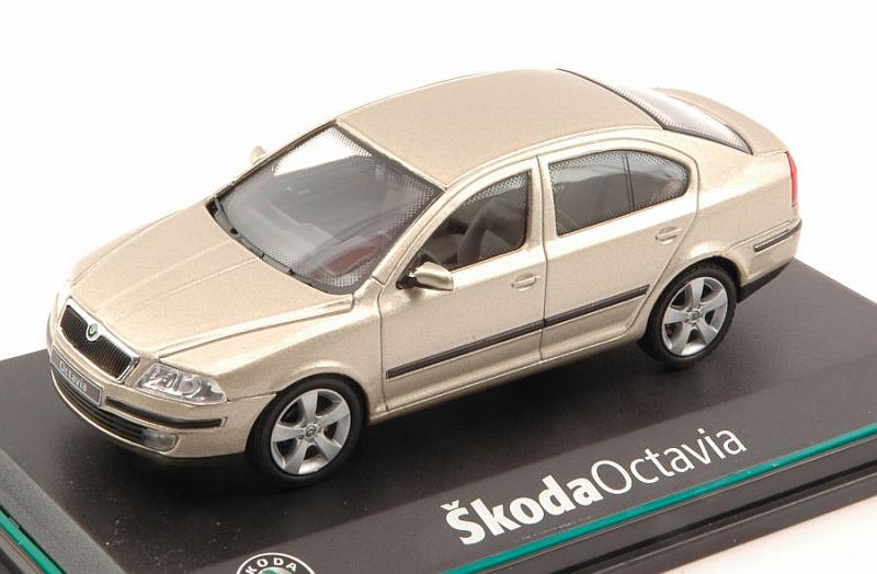 Skoda Octavia 2004 (Sahara Beige Metallic) by abrex