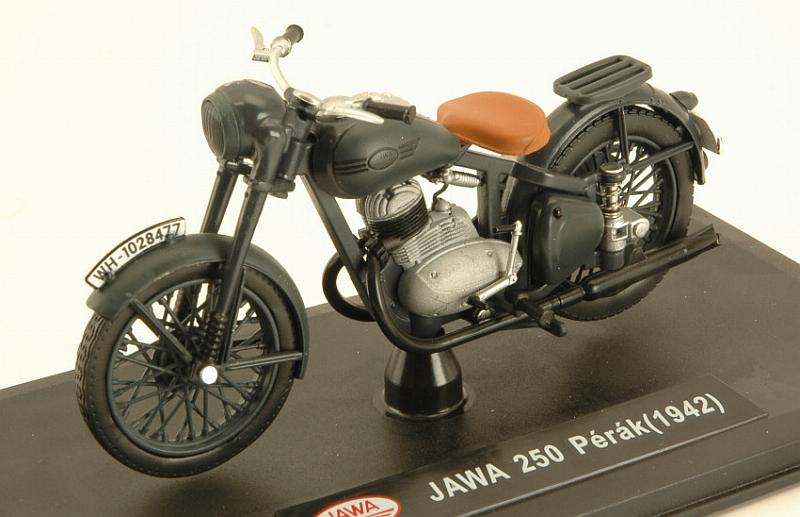 Jawa 250 Perak 1942 by abrex