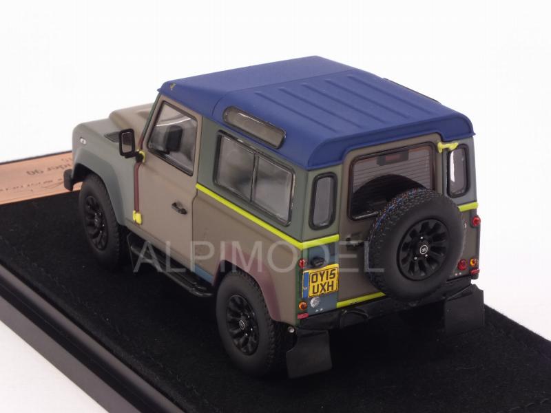 Land Rover Defender 90 Paul Smith Edition 2015 - almost-real