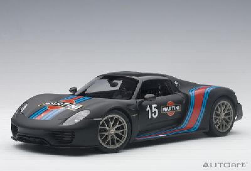 Porsche 918 Spyder Black Martini by auto-art