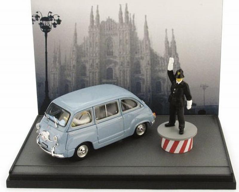 Fiat 600 D Multipla 1960 +  'El Ghisa' Vigile Urbano in Piazza del Duomo - Milano by brumm