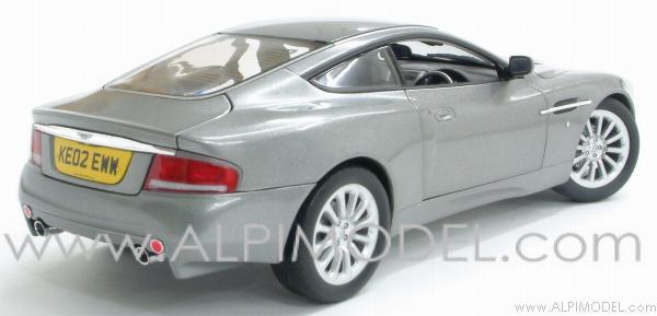 Aston Martin V12 Vanquish - James Bond 'Die another day' - beanstalk-pma